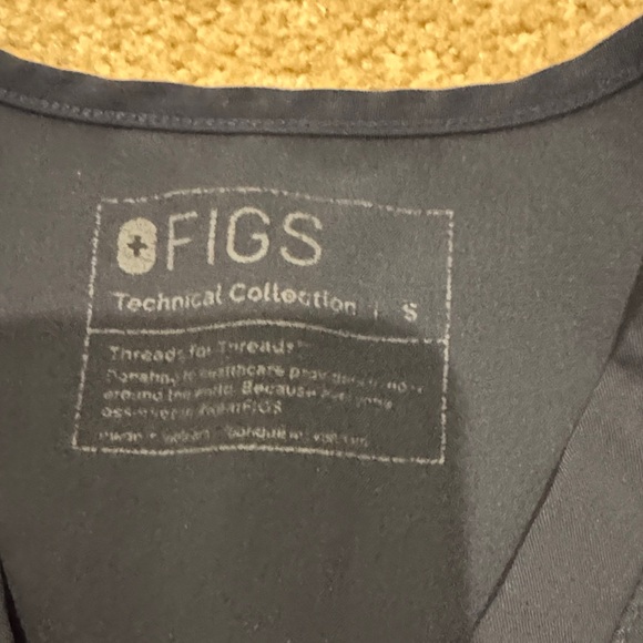 FIGS Navy Blue Scrub Set - Picture 3 of 4